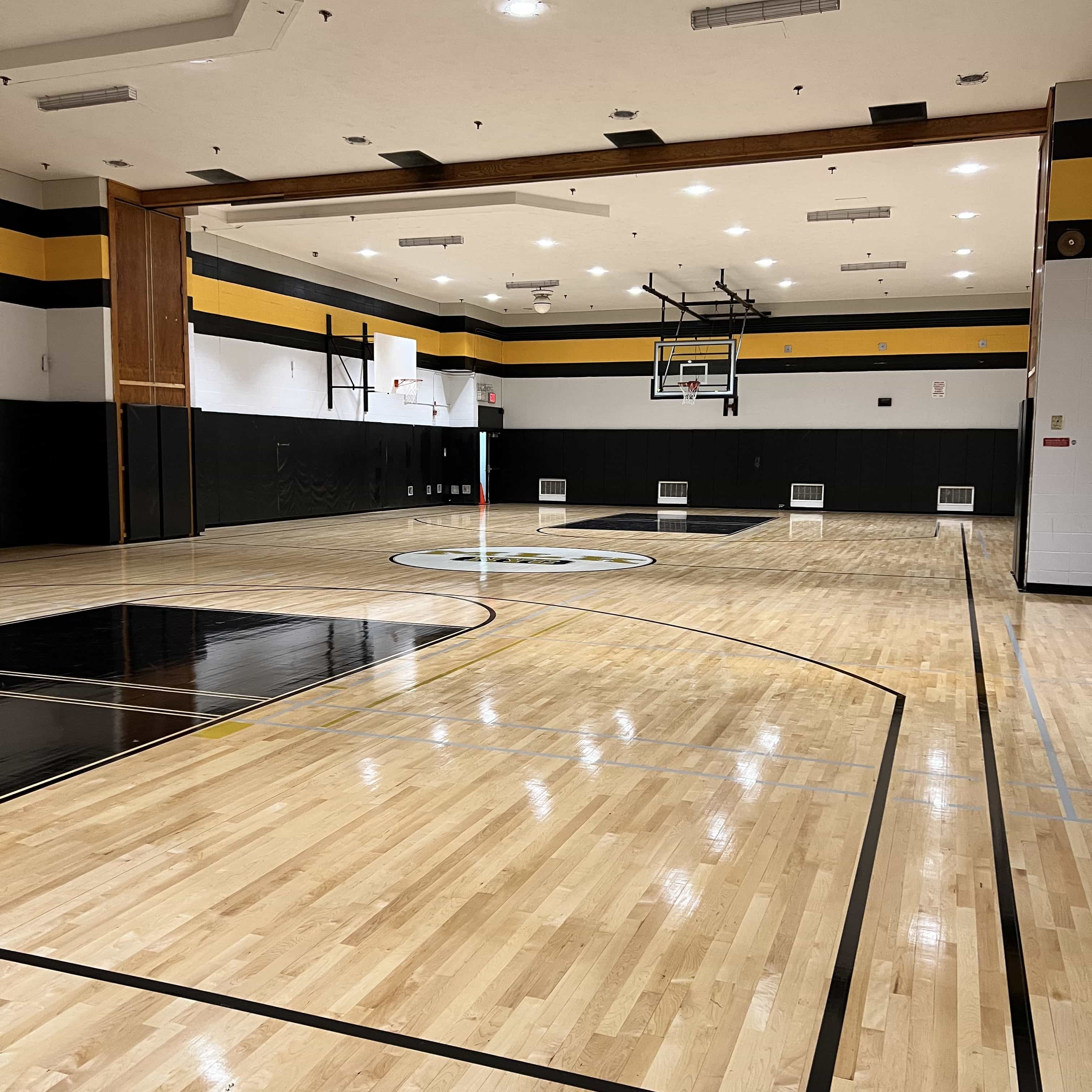 GoodRun Rent indoor basketball courts by the hour